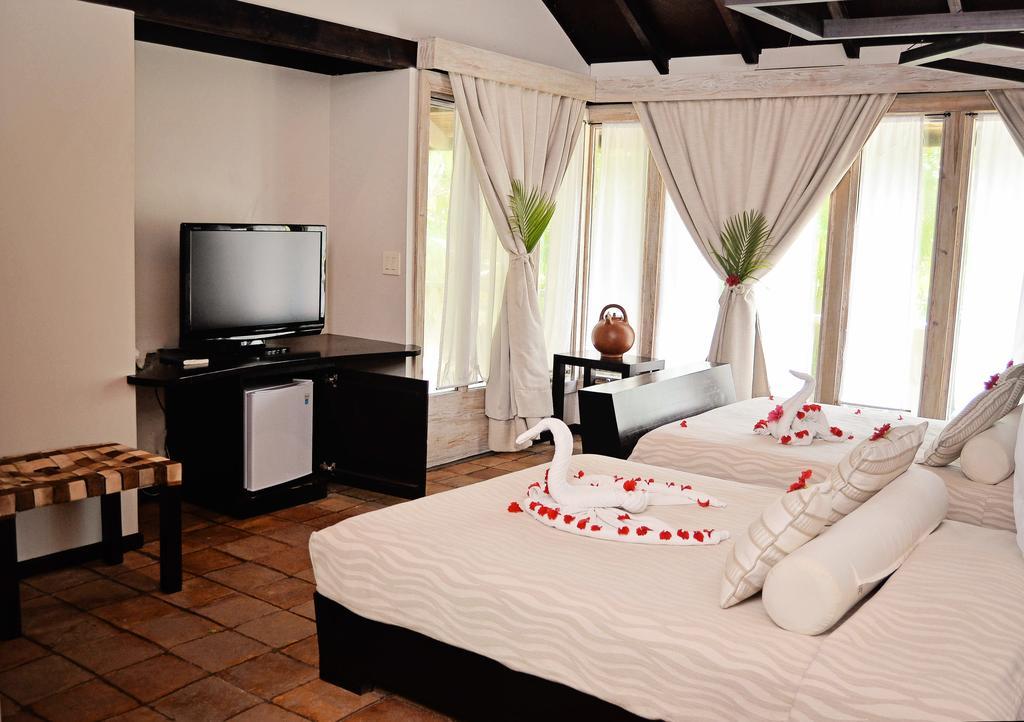 Hotel Henry Morgan All Inclusive West Bay Exterior foto